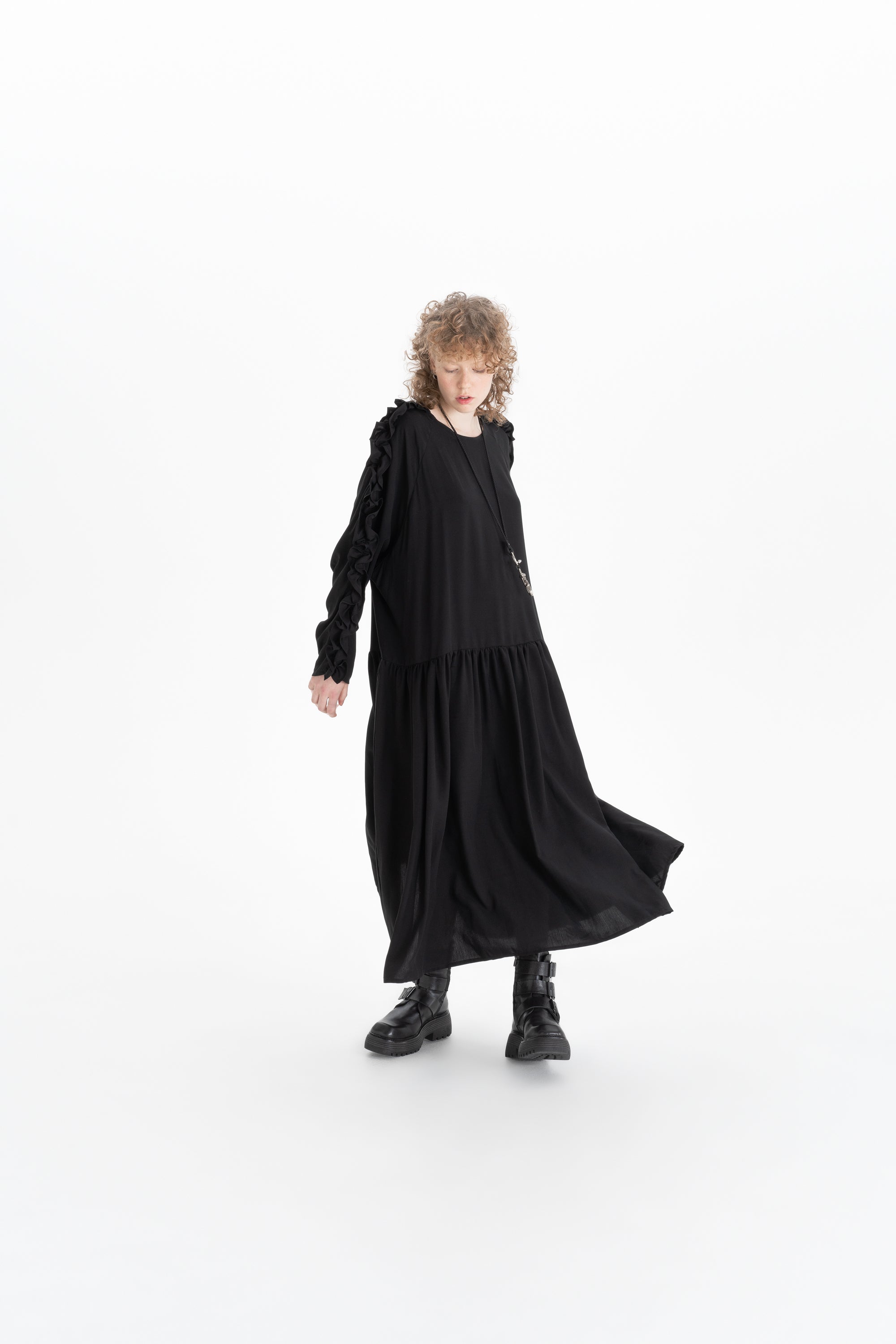 RUFFLE DRESS_black